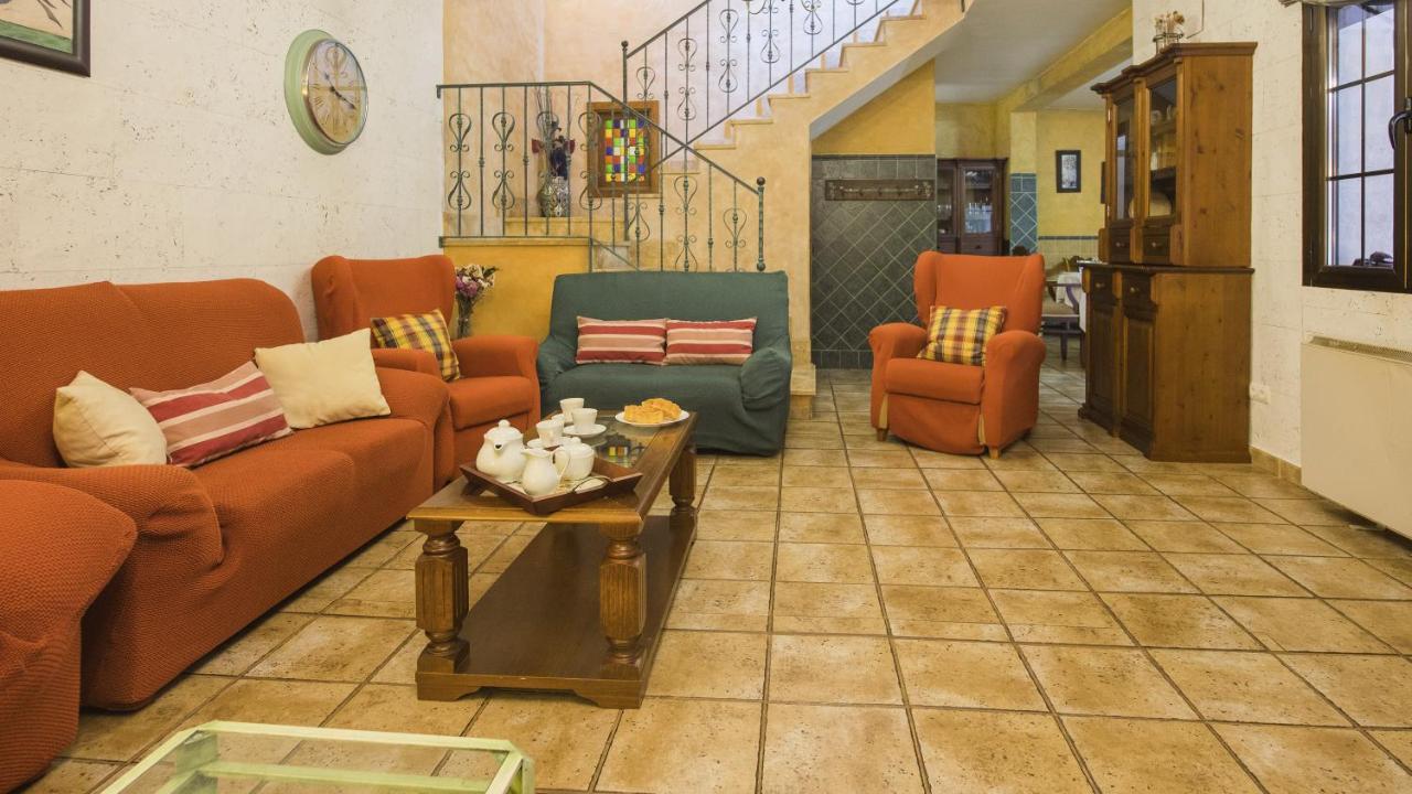 Los Laureles 2 Urda エクステリア 写真