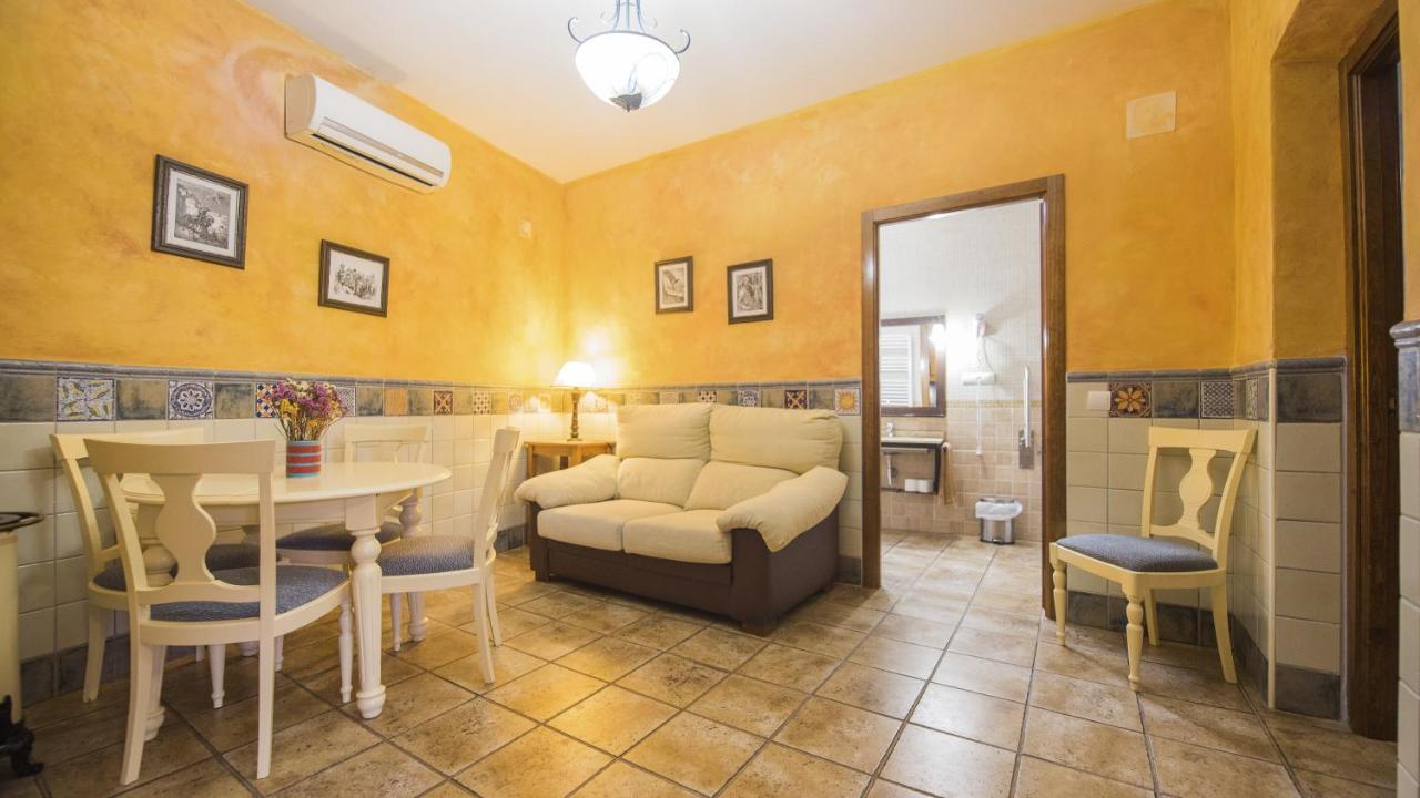 Los Laureles 2 Urda エクステリア 写真