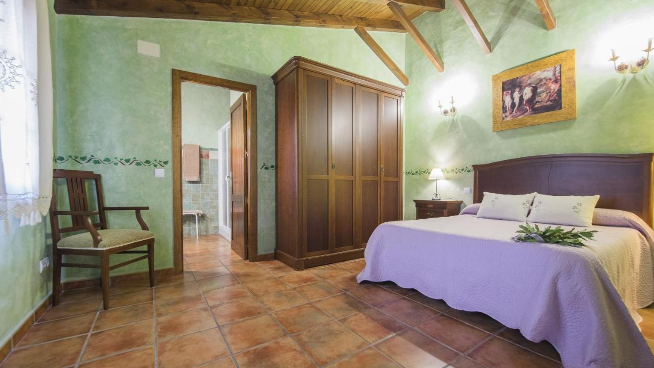 Los Laureles 2 Urda エクステリア 写真